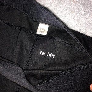 Adidas short capri training pants-black